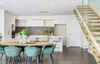 15 Schnapper Rock Road, Greenhithe