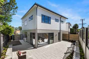 15 Schnapper Rock Road, Greenhithe