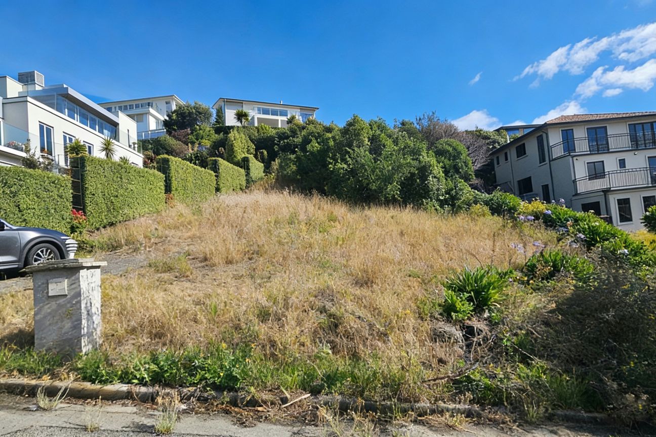 Elevated Scarborough Section with Ocean Views - Widok 3