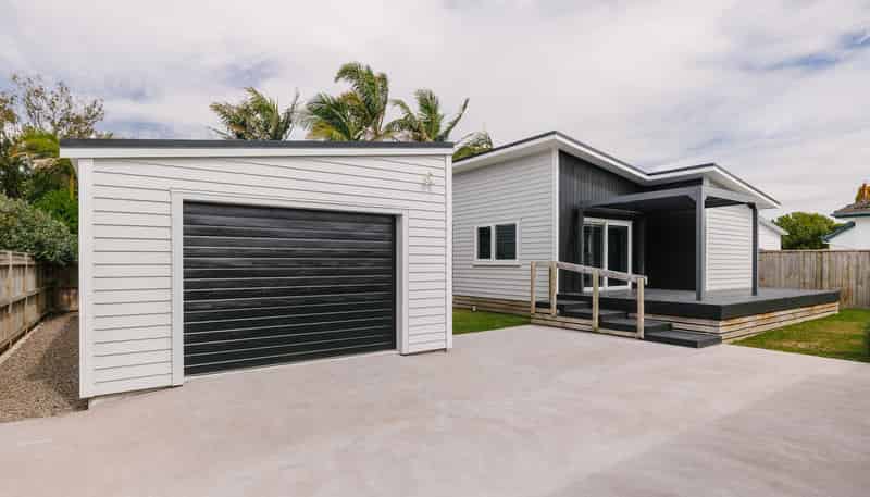 8A Cuba Street, Takaro