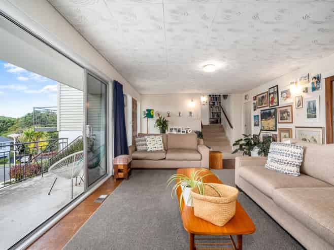 2 Rondane Place, Tirohanga