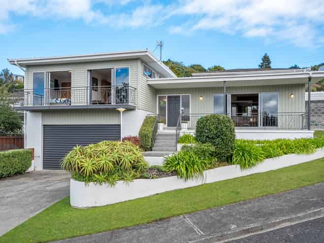 2 Rondane Place, Tirohanga