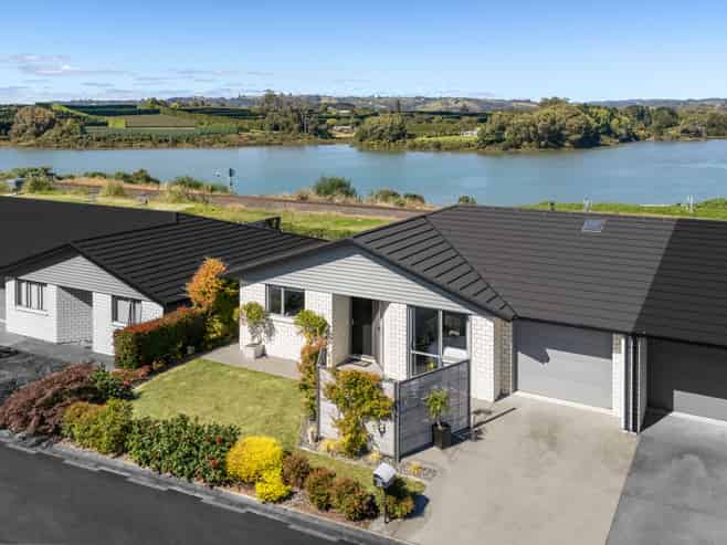 26/4 Greystone Place, Omokoroa