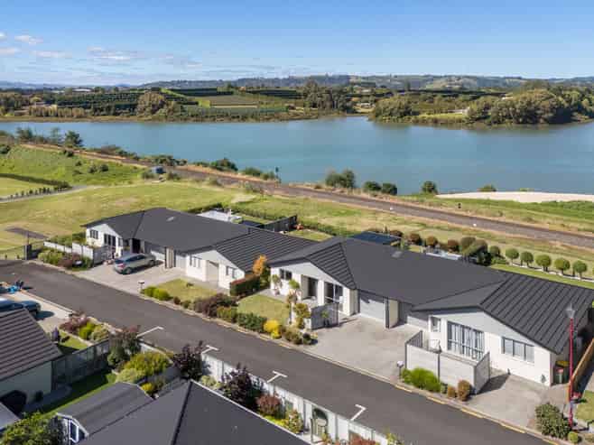 26/4 Greystone Place, Omokoroa