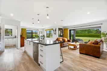 38 Jean Millington Lane, Maunu