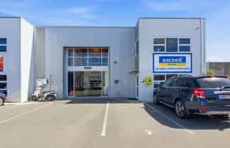 Sublime industrial office and warehouse