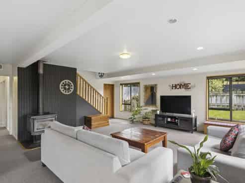 6 Tilburn Street, Halfway Bush