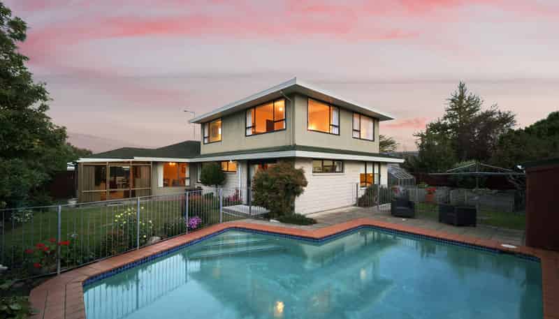 287 Avonhead Road, Avonhead