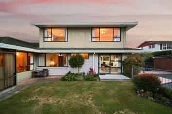 287 Avonhead Road, Avonhead