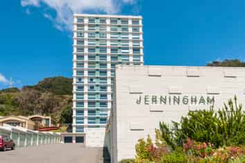 11E/20 Oriental Terrace, Oriental Bay