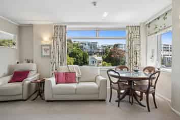 11E/20 Oriental Terrace, Oriental Bay