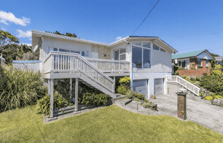 3 Tirowhanga Road, Paremata