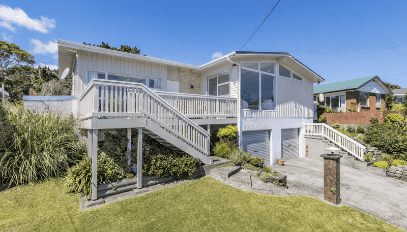 3 Tirowhanga Road, Paremata