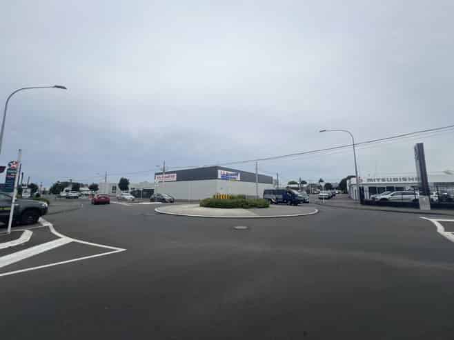 Corner site profile on Karamu Road