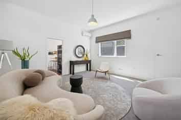 66 Te Wharepouri Street, Berhampore