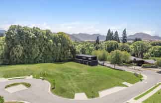 4 Theodore Court, Wanaka