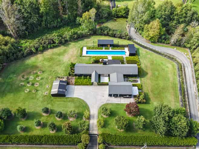 45 Three Oaks Drive, Dairy Flat