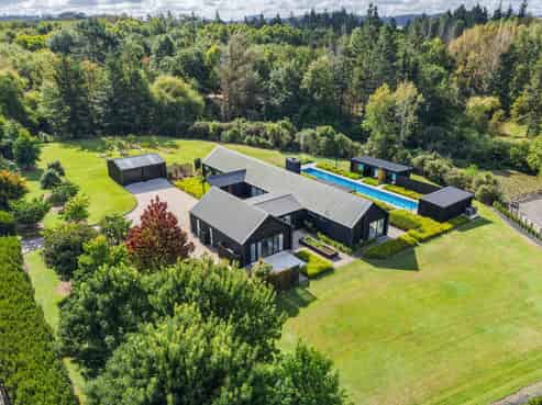 45 Three Oaks Drive, Dairy Flat