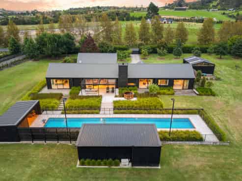 45 Three Oaks Drive, Dairy Flat