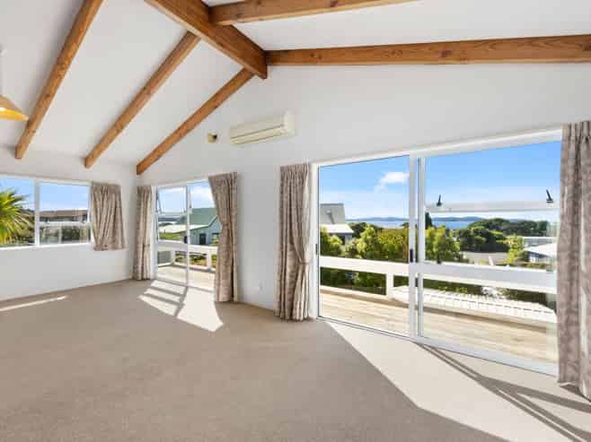 16 Arohia Place, Snells Beach