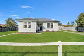 6 Lowry Street, Waiau