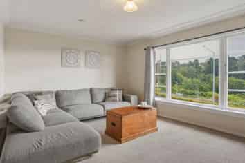 4 Riselaw Road, CALTON HILL