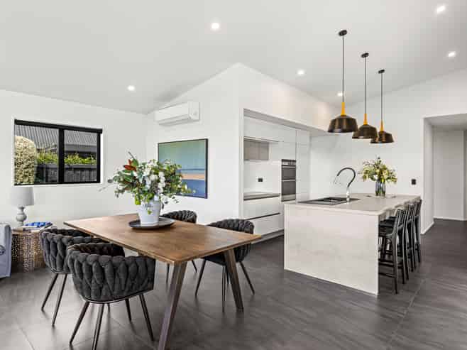 9 Farrelly Place, Casebrook