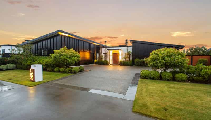 9 Farrelly Place, Casebrook