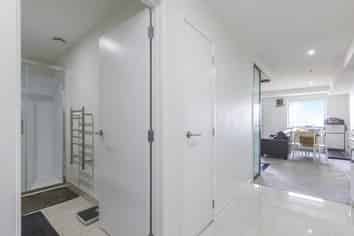 211/8 Gray Avenue, Mangere East