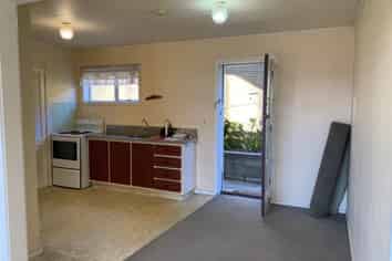 21a Bayly Road, Westown