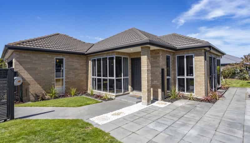 7 Wedmore Close, Burwood