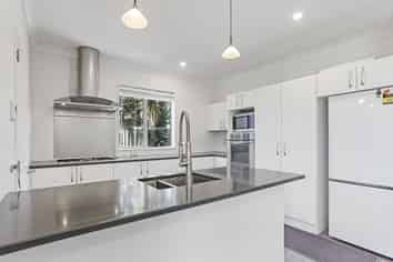 7 Wedmore Close, Burwood