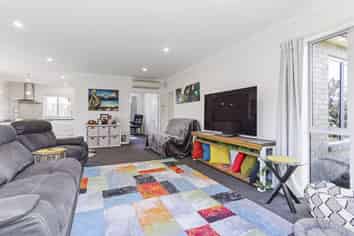 7 Wedmore Close, Burwood