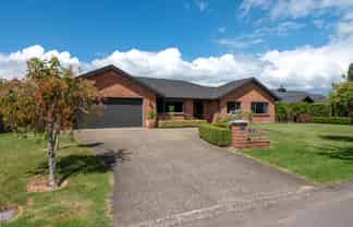 22 Holden Avenue, Holdens Bay