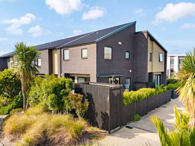 49 Waka Moana Drive, Hobsonville