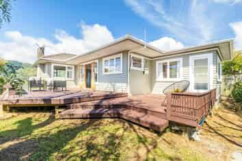 26 Jenner Road, Toi Toi