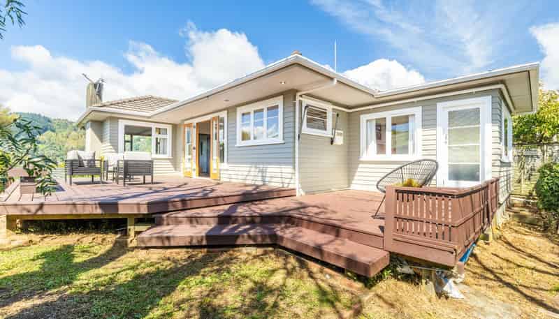 26 Jenner Road, Toi Toi