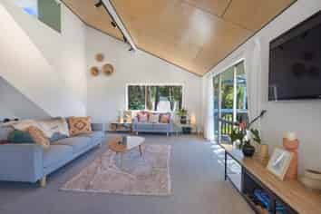 45 Cochrane Avenue, Arkles Bay