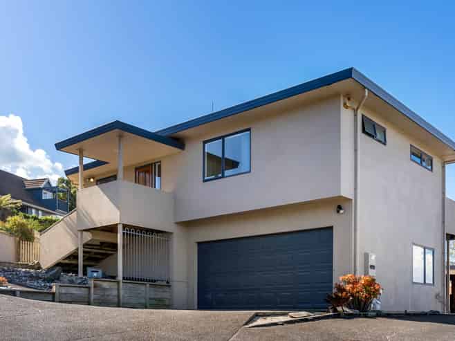 18 Roseville Road, Gulf Harbour