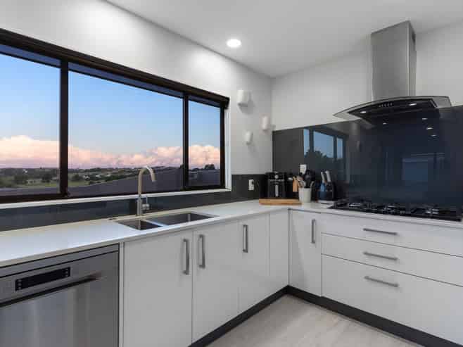 18 Roseville Road, Gulf Harbour