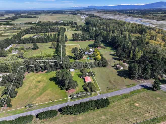 373 Lehmans Road, Fernside