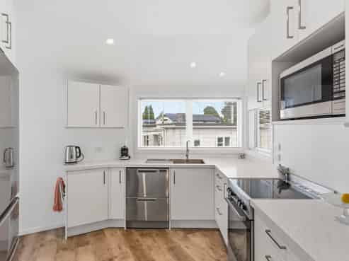 17A Margaret Road, Raumati Beach