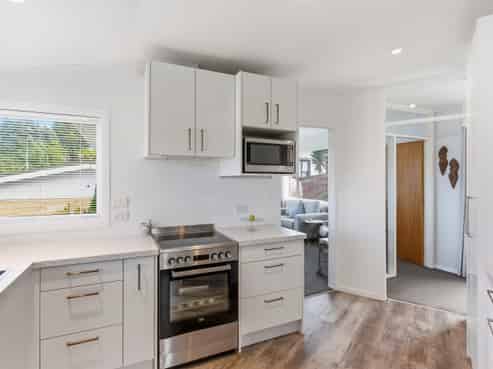 17A Margaret Road, Raumati Beach