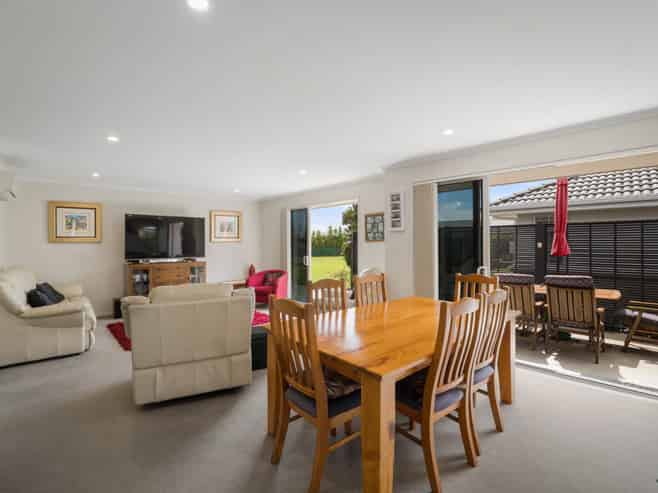 4/46 Sharp Road, RD 2, Katikati