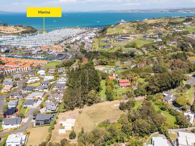 30 Clayden Drive, Gulf Harbour