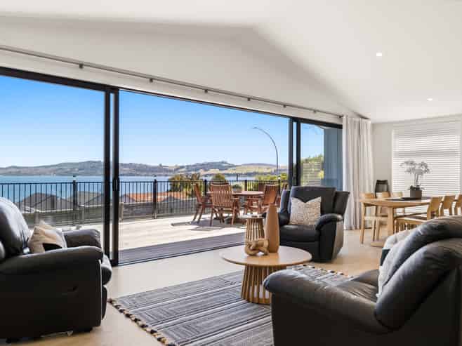 184A Lake Terrace, Hilltop