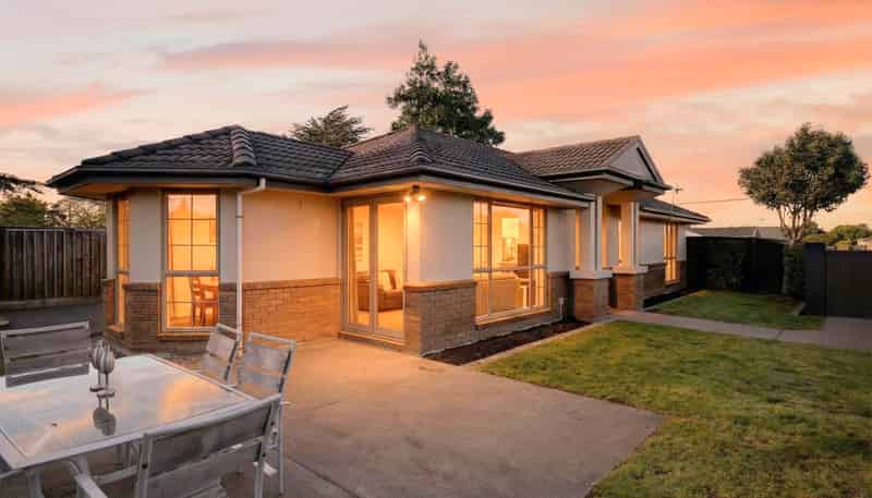 433 Mairehau Road, Parklands