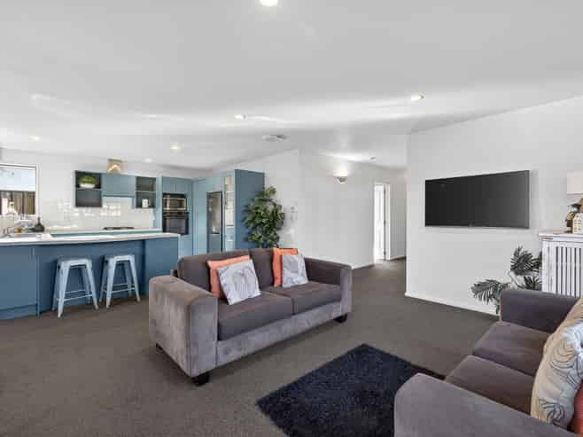 433 Mairehau Road, Parklands