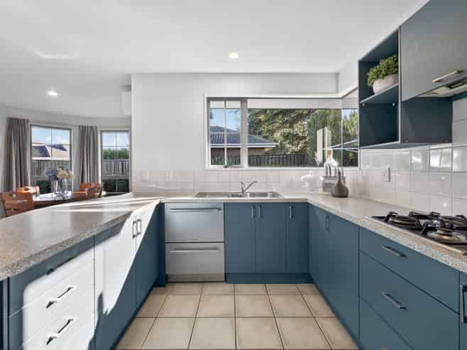 433 Mairehau Road, Parklands