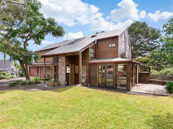 7 Eucalyptus Place, Beach Haven